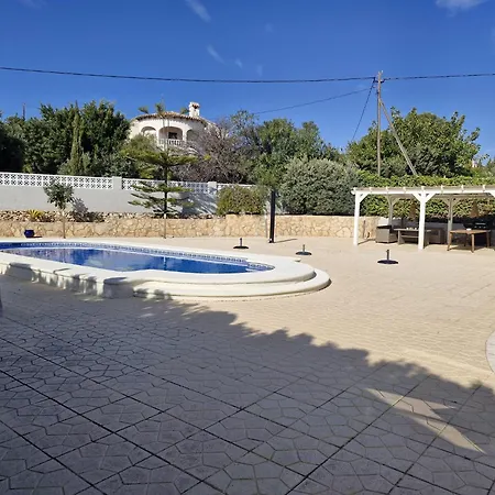 Romantica By Theka Services Villa